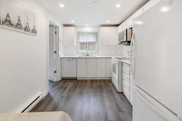 For Lease - 143 Torresdale Avenue, Toronto, Ontario - Photo 1