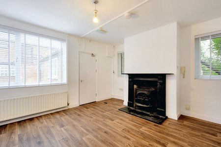 Wilford Lane, West Bridgford, NG2 7RL - Photo 2