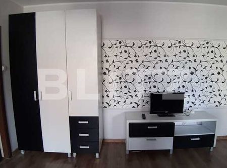 Apartament de inchiriat, 2 camere, 41 mp, zona Vivo - Photo 2