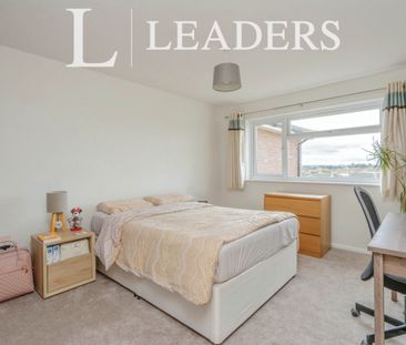 2 bedroom apartment to rent Moat Court, Gale Moor Avenue, Gosport, ... - Photo 3