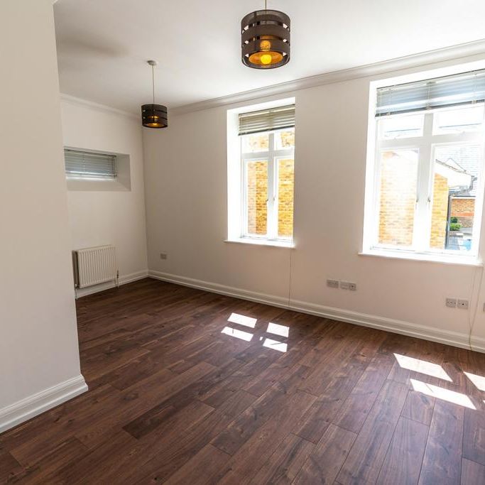 2 bedroom flat to rent - Photo 1