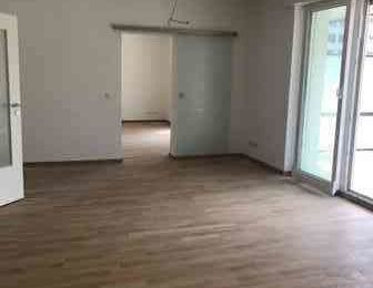 Exklusive 3-Zimmer Stadt Wohnung mit 2 Balkonen ! - Photo 1
