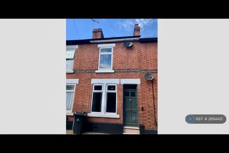 2 bedroom terraced house to rent - Photo 4