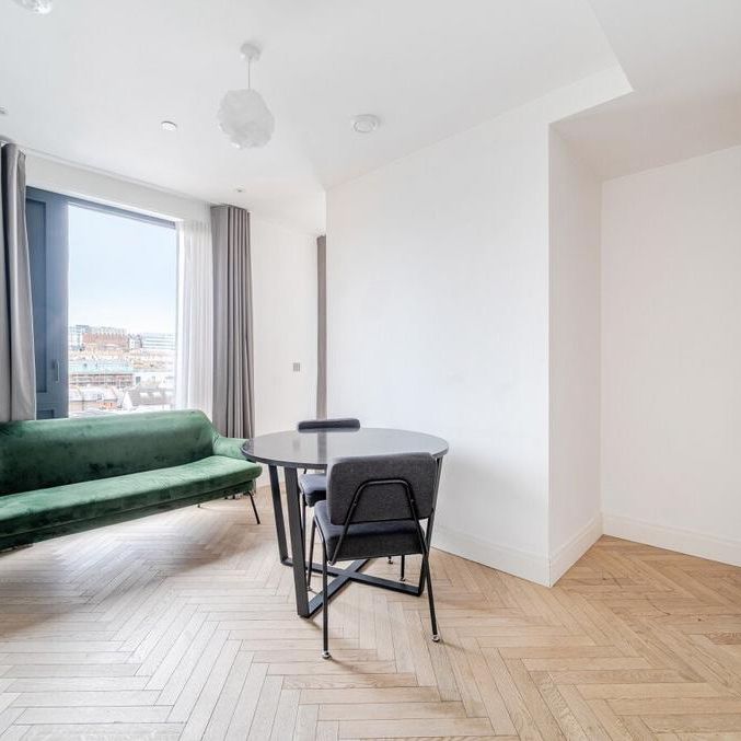 Studio to rent - Photo 1