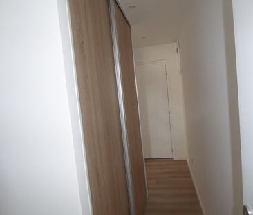 Location Appartement 1 pièce 27m² ST PRIVAT 07200 - Photo 6