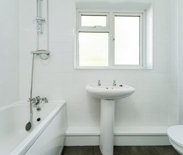 Ash Tree Close, March, Wimblington - Photo 4