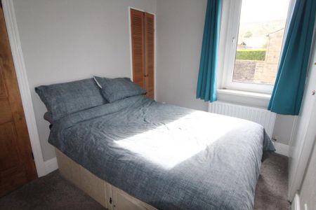 2 bedroom terraced house to rent - Photo 3