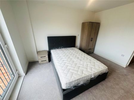 1 bedroom flat to rent - Photo 2