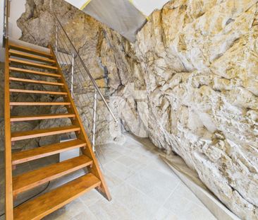 Charming 2,5-Zimmer-Maisonette mit Terrasse, Ausblick und Naturfels - Foto 6