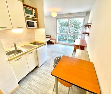 Location Appartement 1 pièce Meublé 20m² LYON 7ème - Photo 2