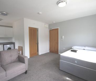 Studio to rent - Photo 4