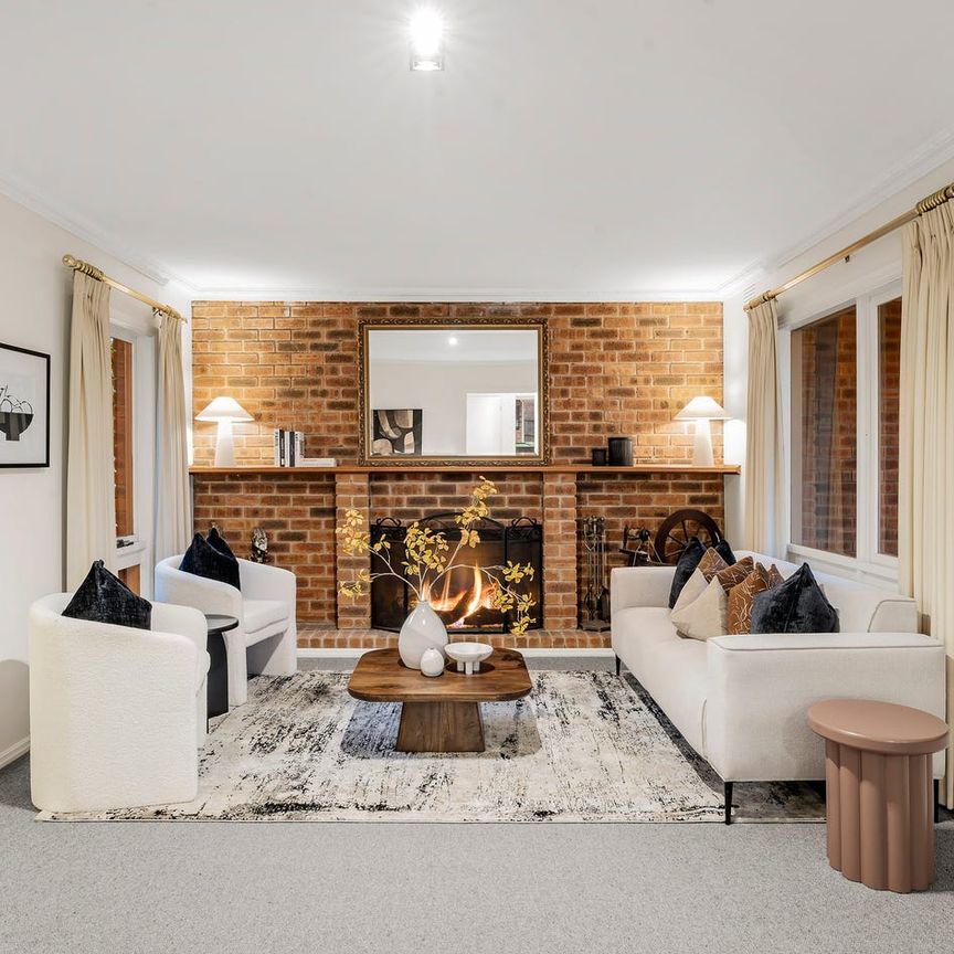 Peaceful Family Retreat in the Heart of Templestowe - Photo 1