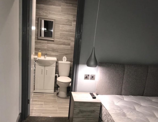 Hitchin Road Room 1 - Photo 1