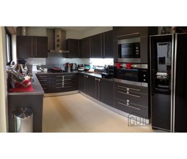 Luxury House for rent in Cascais e Estoril, Portugal - Photo 2