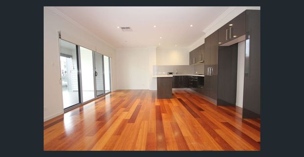 Elegant Living in a Central Location! - Photo 1