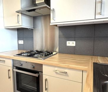 Appartement te huur in Oostende voor € 700 met 2 slaapkamers - Photo 2