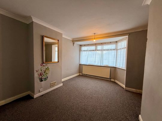 Hanover Avenue, Feltham, TW13 4JR - Photo 1