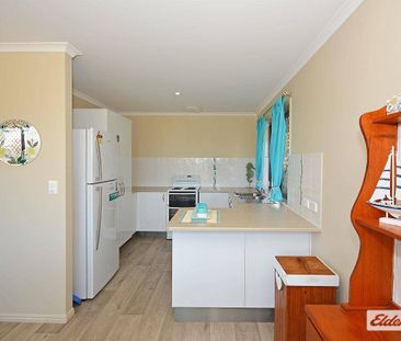 A House to Love - Photo 5