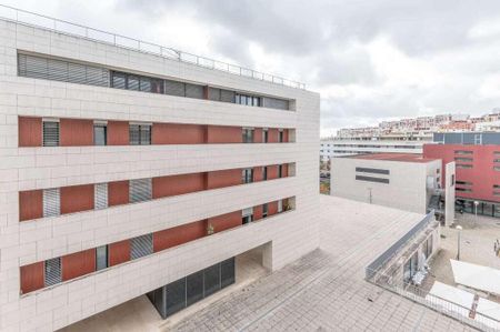 2 Bedroom Apartment with a view, Alto de Algés, Oeiras - Photo 4