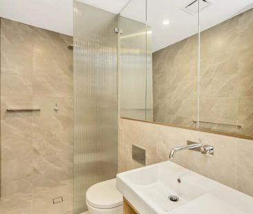 Stunning Brand New Apartment - Photo 5