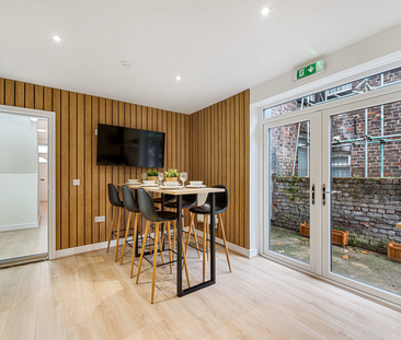 Newly Refurbished 7-Bed House Share In L13! Room 7 ( Large Double E... - Photo 1