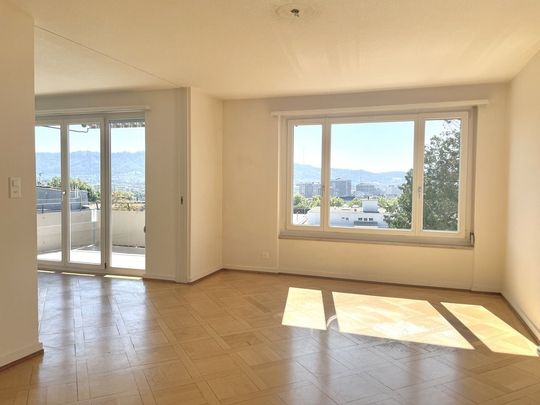 Wohnung an zentralster Lage! In Gehdistanz zur Bahnhofstrasse - Photo 1