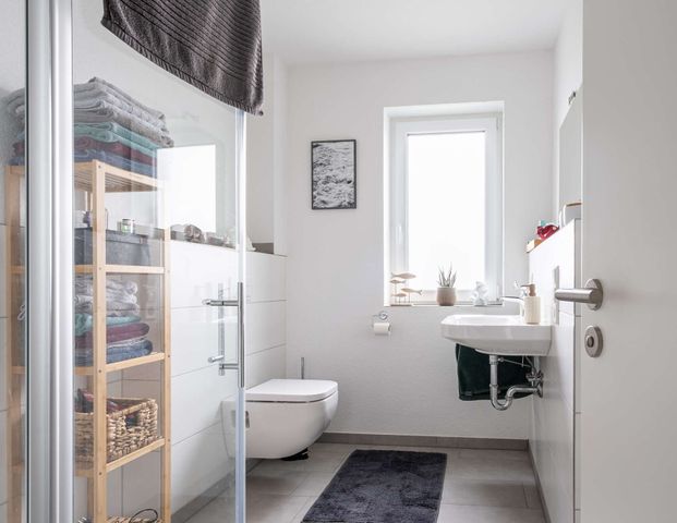 Rastede: Wunderschöne helle Wohnung nach den neuesten Standards . Obj. 9078 - Photo 1