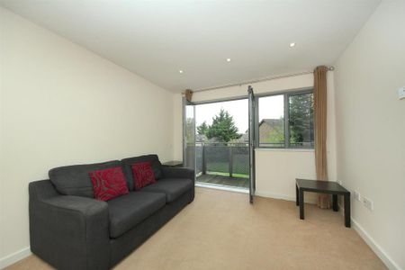 1 bedroom flat to rent - Photo 2