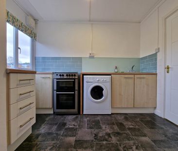 2 bedroom flat to rent - Photo 6