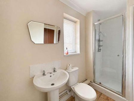 Yew Tree Court, Bury St Edmunds, IP33 - Photo 5