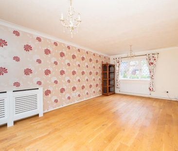 4 bedroom detached house to rent - Photo 1