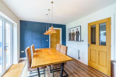 4 bedroom detached house to rent - Photo 5