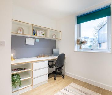 1 bedroom private hall to rent - Photo 3