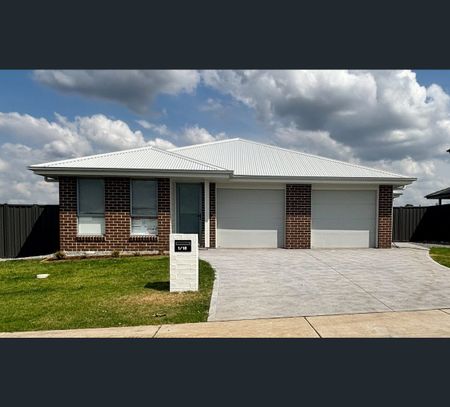 2/18 Hewitt Rd, Lochinvar, NSW 2321 - Photo 3