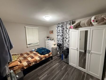 For Lease - 32 Beech Street, Brampton, Ontario - Photo 4