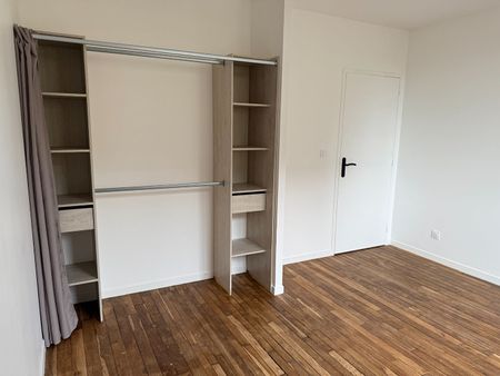 Location Maison 4 pièces 99m² - Photo 5