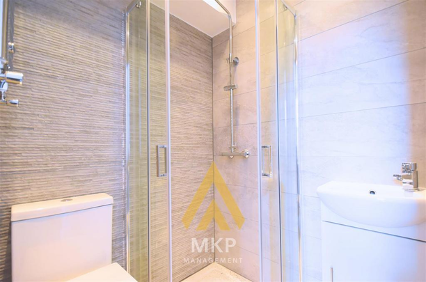 7 bedroom terraced house to rent - Photo 1