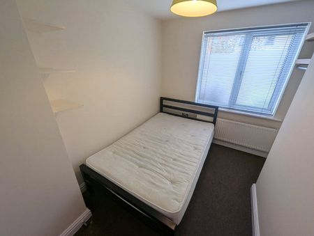 St Philips Court, Hulme, Greater Manchester, M15 6HE - Photo 4