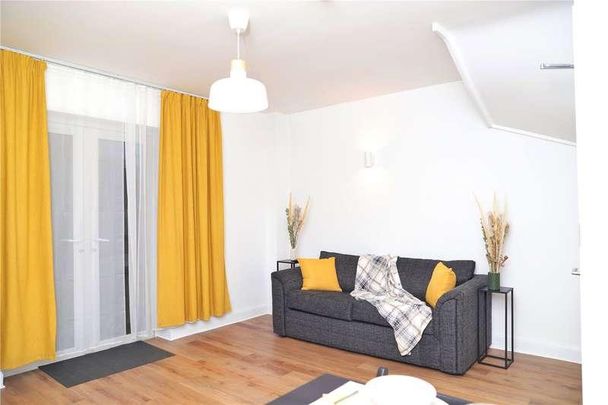 Leonard Court, Oakengates, Telford, TF2 - Photo 1