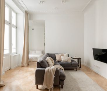 4 pokoje | Balkon | Zabytkowa kamienica | Centrum – zdjęcie 2