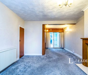 2 bedroom house to rent Mill Lane, Chatham, ME5 - Photo 2