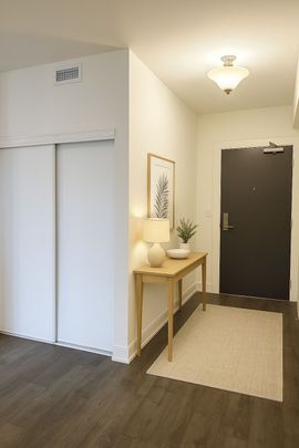 For Lease - 715 Davis Drive Unit# 211A, Newmarket, Ontario - Photo 1