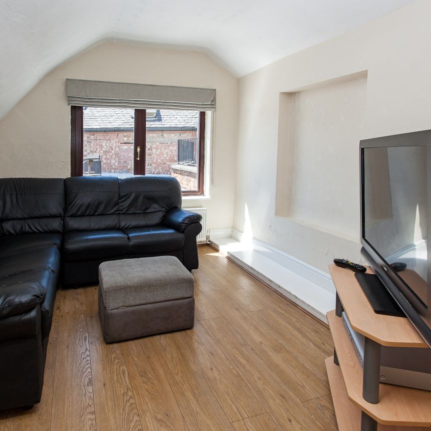 92a Ashby Road - Photo 1