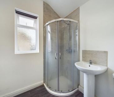 5 bedroom house of multiple occupation to rent - Photo 4