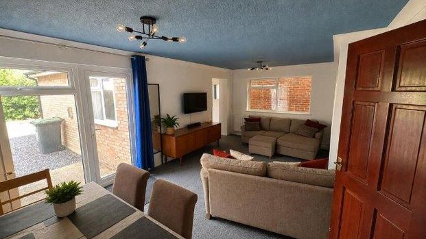 7 bedroom house share to rent - Photo 1