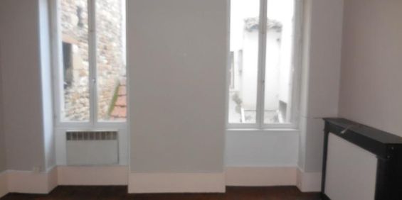 Location Appartement 2 pièces 49m² MACON 71000 - Photo 3