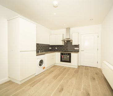 Apt 5, 134 University Avenue, Belfast, BT7 1GZ - Photo 3