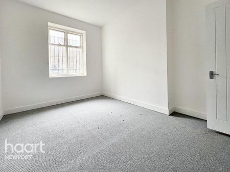 3 bedroom apartment to rent - Photo 2