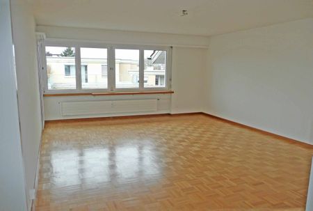 Beautiful and bright apartment in a quiet location - Photo 3