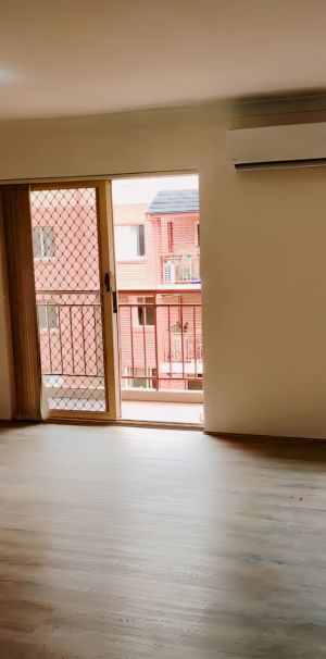 2 bed 2 bath - Photo 1